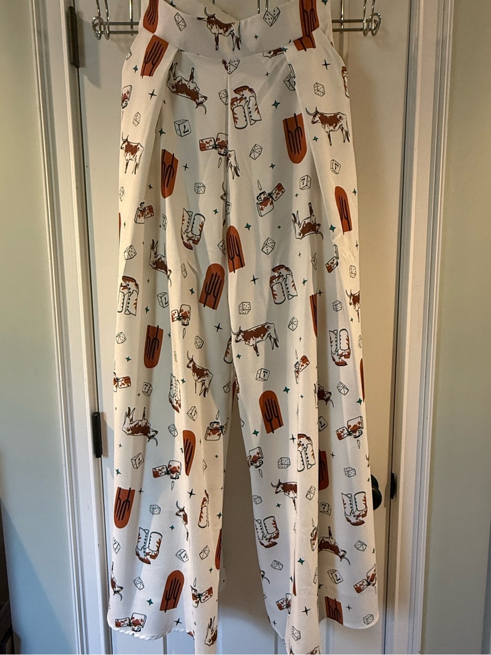 Wide-Leg Printed Pants with Western Motif